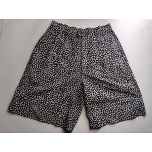 Vintage Floral Print Black White Daisy Shorts Womens Medium High Waisted Pleated